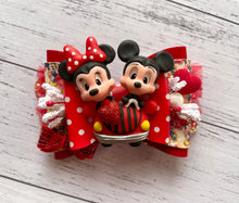 Load image into Gallery viewer, Deluxe Mouse Car Clay bow