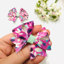Load image into Gallery viewer, Floral Violet Bow