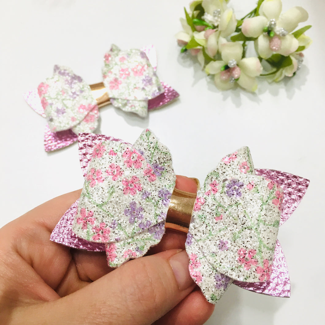 Floral Glitter Bow Scallop Primrose