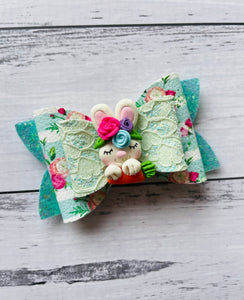 Floral Mint Bunny Clay Bow