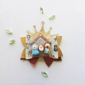 Christmas Nativity Crown Clay bow