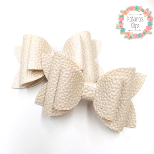 Pastel Ivory Double Bow