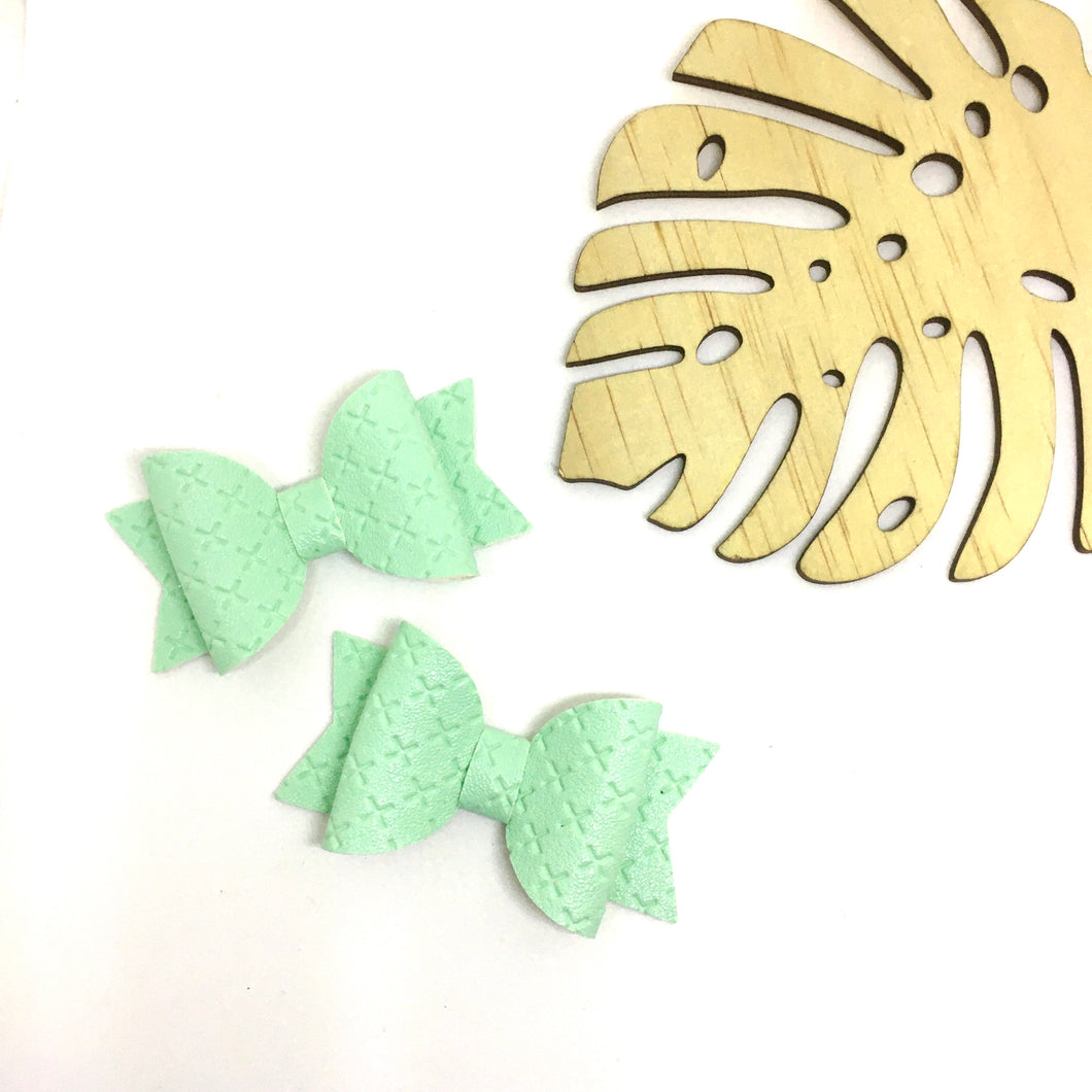 Mint Leatherette Piggytail clip pair